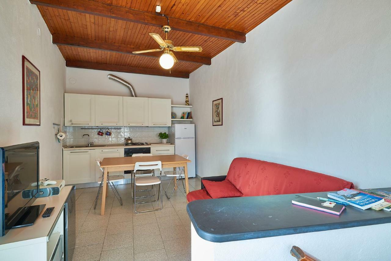 Acasadigiuly Villa Ceriale Buitenkant foto